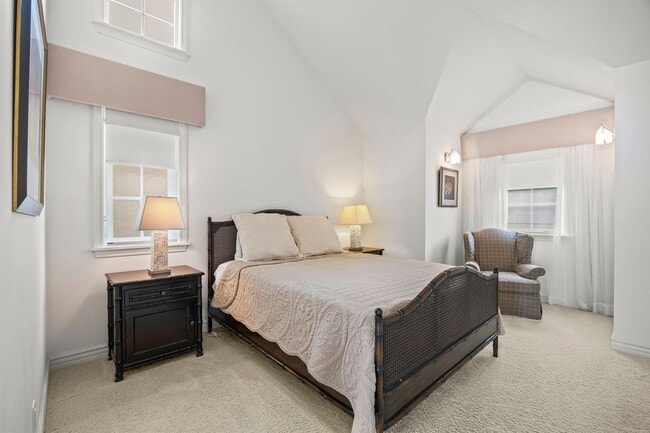 Building Photo - 3086 Solimar Beach Dr