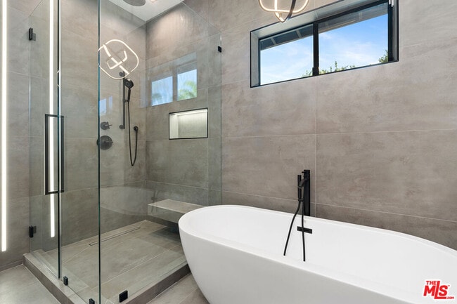 Building Photo - 23283 Erwin St