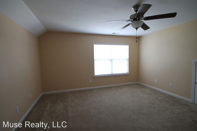 Building Photo - 7 br, 4 bath House - 695 Hicklin Drive