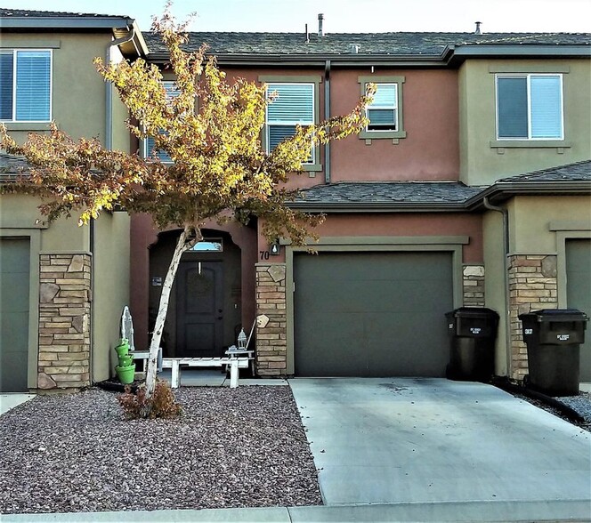 Front - 1177 Northfield Rd