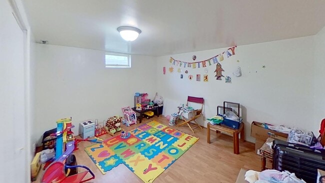 Building Photo - Updated two bedroom ranch duplex with part...
