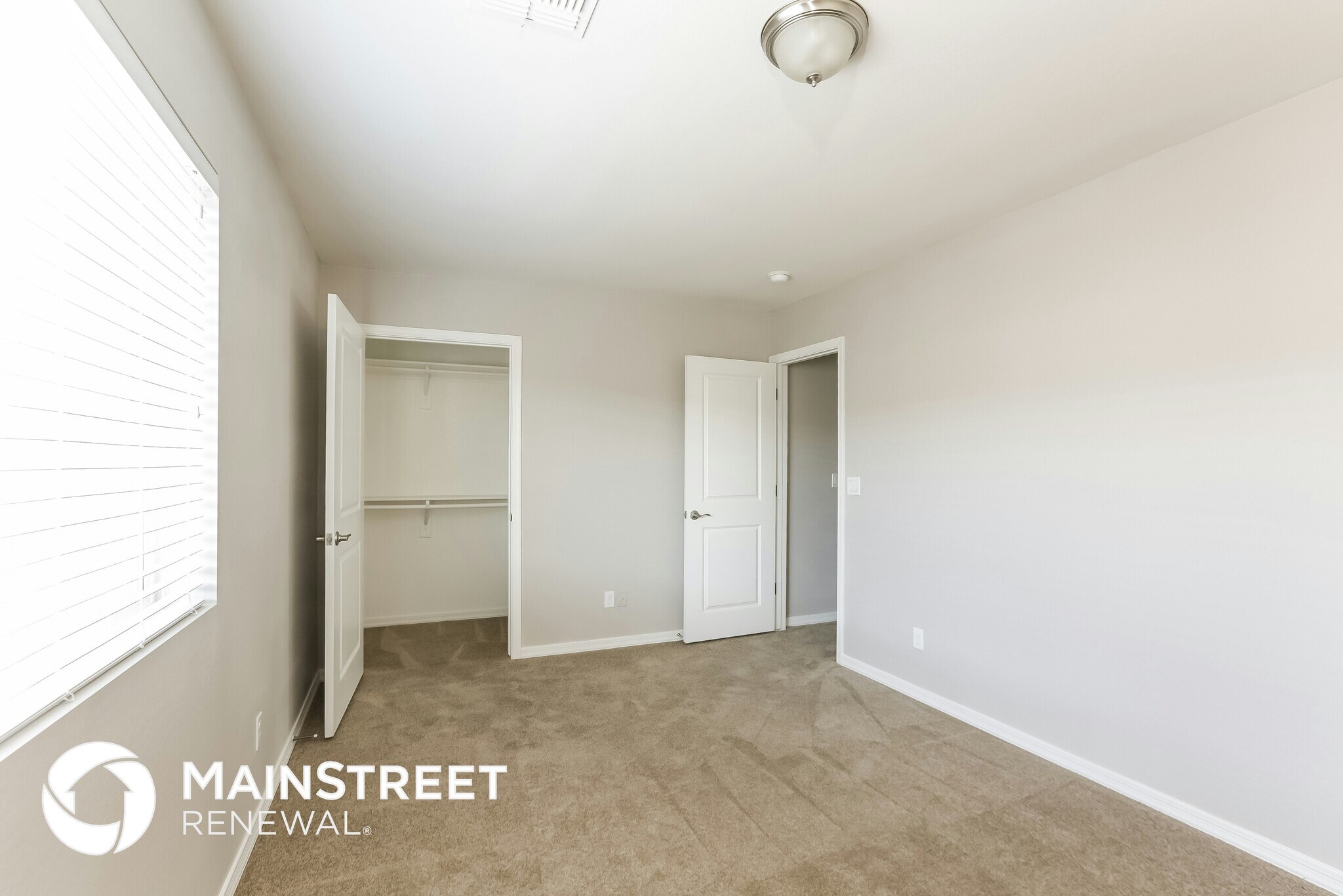 Building Photo - 2000 N 36th St