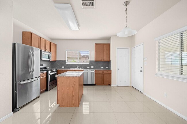 Building Photo - 7502 Autumn Sun Dr