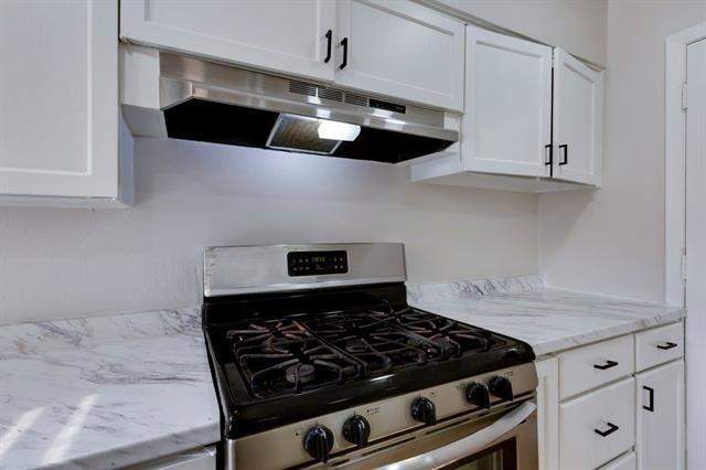 Building Photo - 4526 Hanover Dr