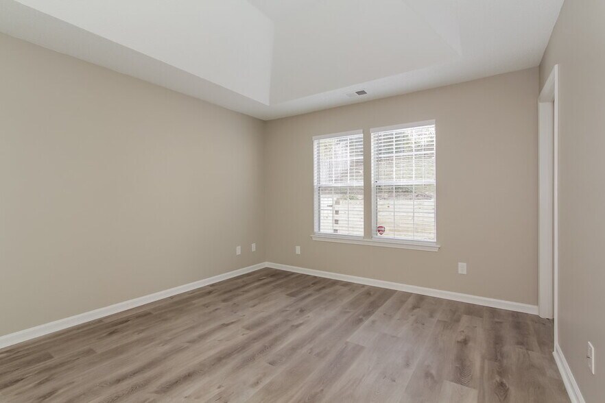 Building Photo - 1514 Jeffrey Bryan Dr