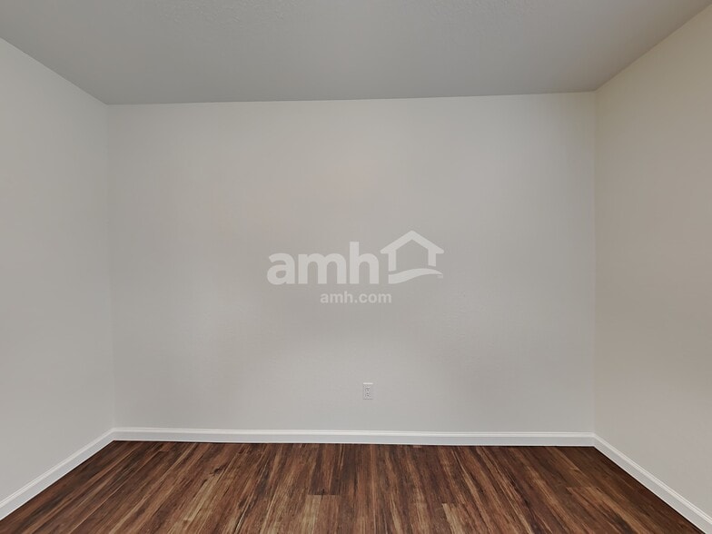 Building Photo - 4006 Carmel Ridge Way