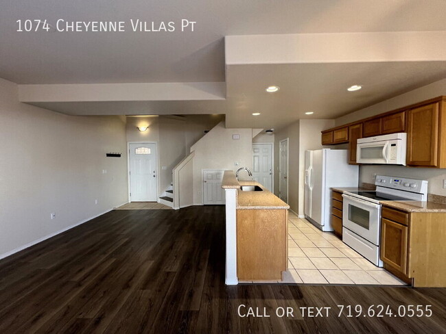 Building Photo - 1074 Cheyenne Villas Point