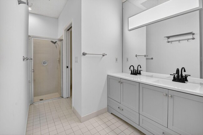 Building Photo - 2225 NW 53rd St