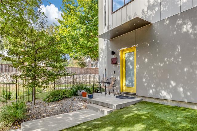 Building Photo - 2630 Calvin St