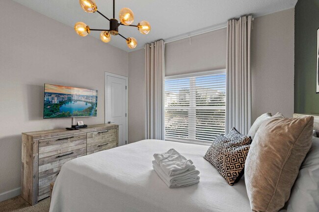 Building Photo - 1260 Challenge Dr