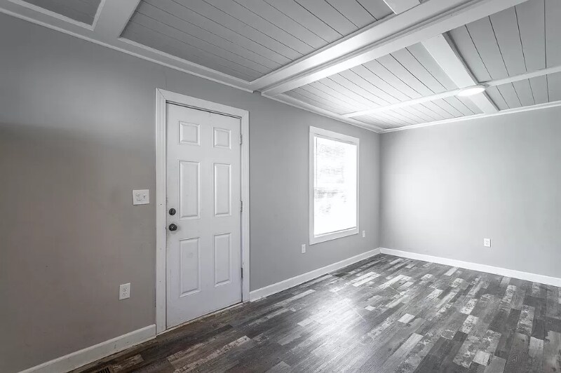 Building Photo - 177 Vero Beach St