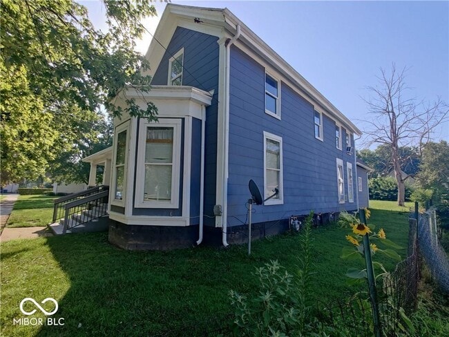 Building Photo - 617 W Franklin St