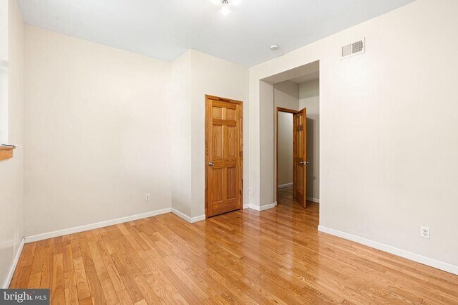 Building Photo - 1235 W Allegheny Ave