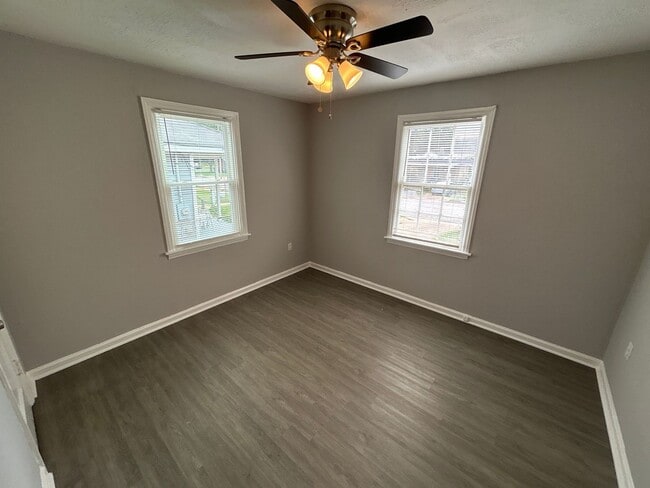 Building Photo - 2156 Stovall Ave