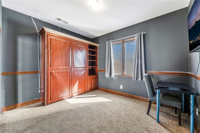 Building Photo - 9248 Evergreen Canyon Dr