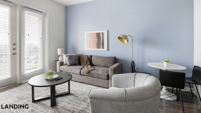 Building Photo - 3000 Bardin Rd