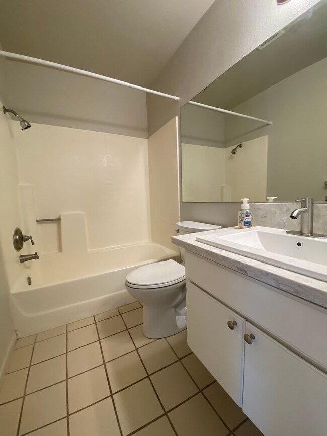 Building Photo - Sun Lakes Senior Stunner