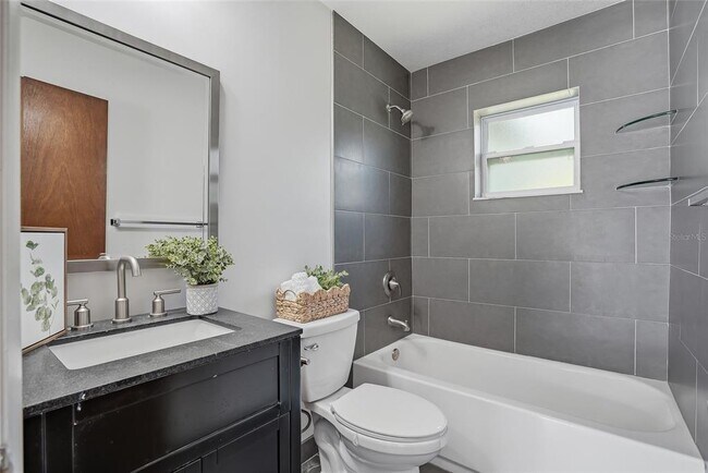 Building Photo - 3276 Morven Dr