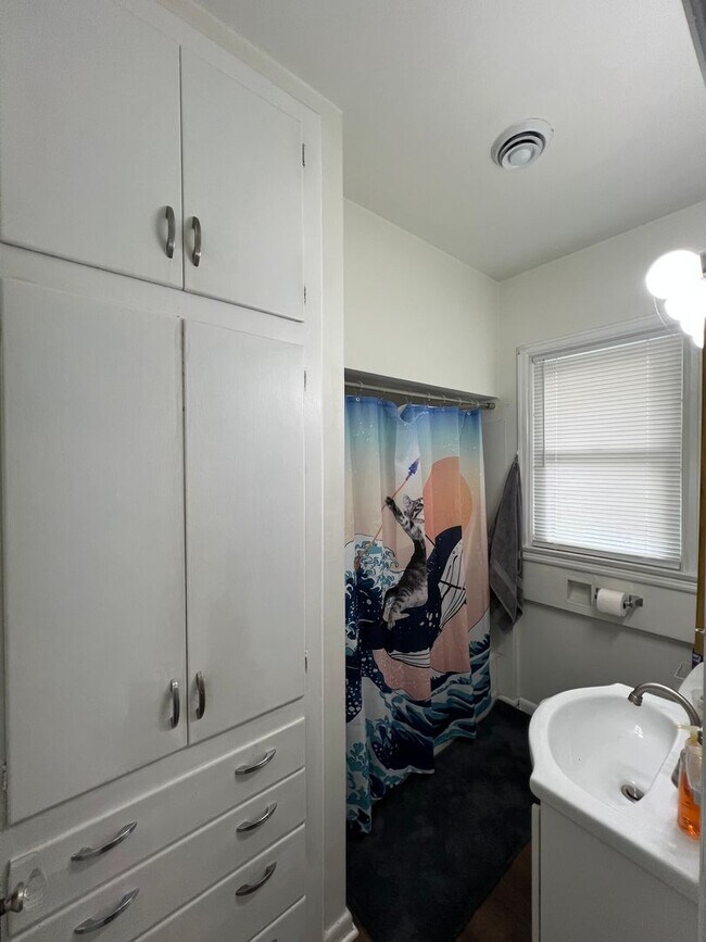 Building Photo - 1511 Oregon St