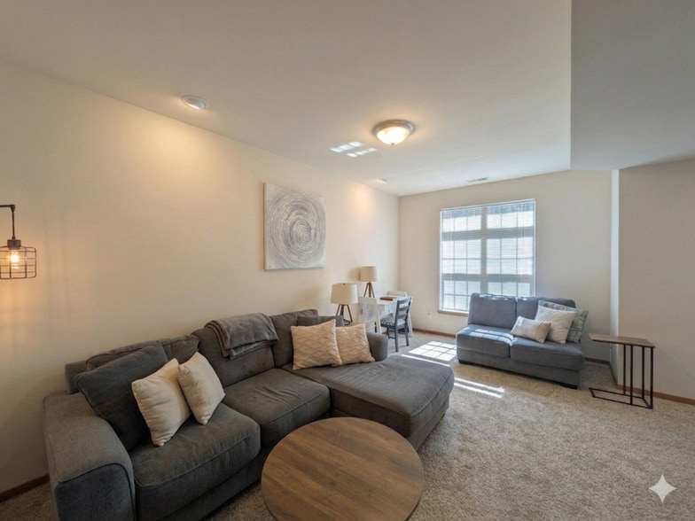 Building Photo - 4878 Innovation Dr