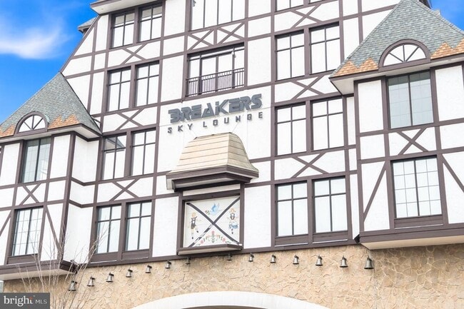 Building Photo - 2558 Banshire Dr