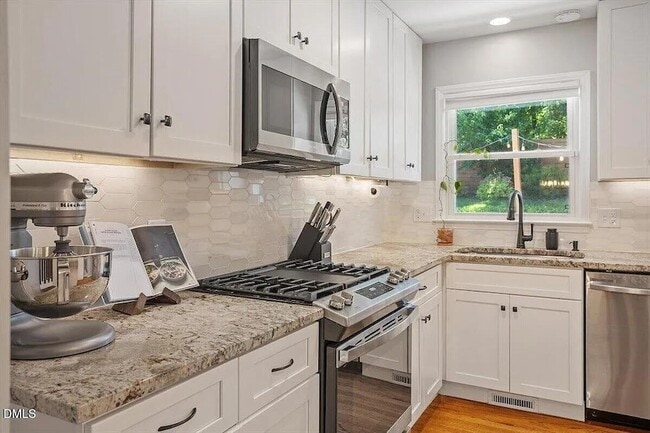 Building Photo - 5408 Farley Dr