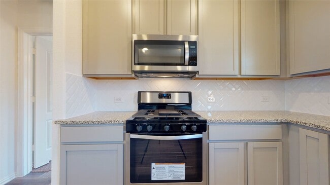 Building Photo - 31319 Black Frst Xing