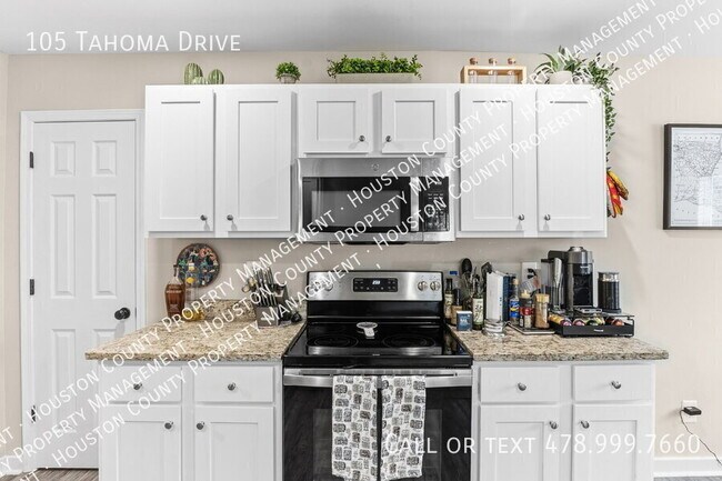 Building Photo - 105 Tahoma Dr