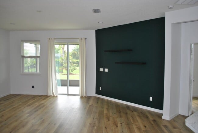 Building Photo - 612 Champion Ridge Dr
