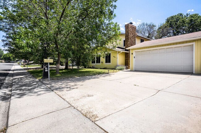 Building Photo - Extended Stay Oasis | Fenced Yard, Garage & More