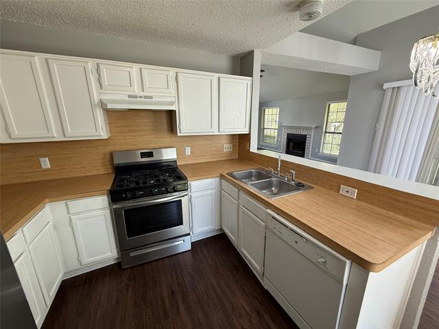 Building Photo - 11808 Avery Ln