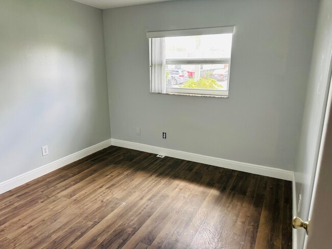 Building Photo - 4599 Pruden Blvd