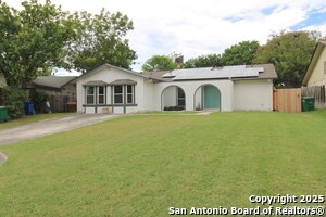 Building Photo - 3807 Briarhaven St
