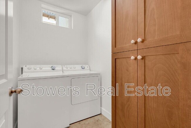 Building Photo - 5212 S Esprit Loop
