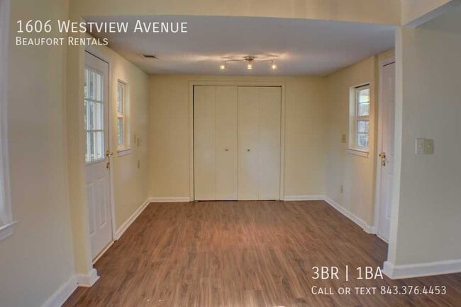 Building Photo - 1606 Westview Ave