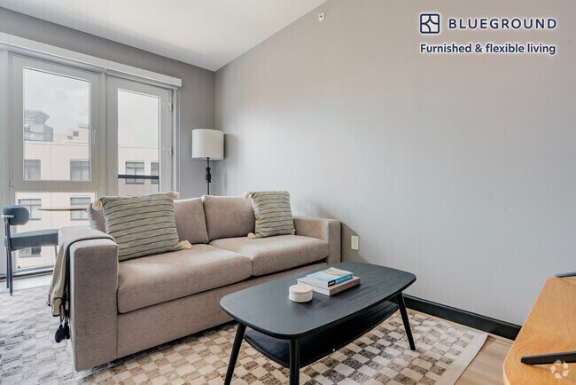 Building Photo - 1313 L St NW