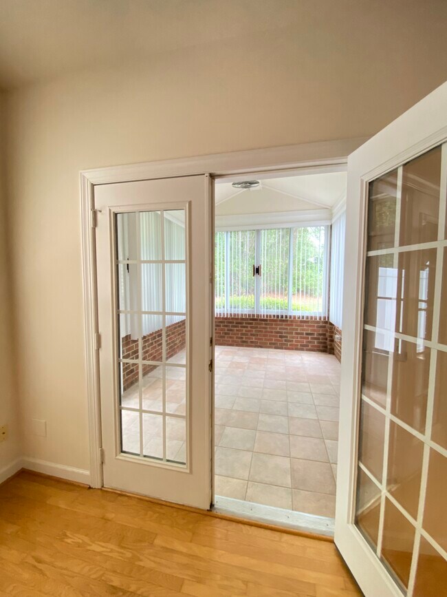 Building Photo - 4700 Ludwell Branch Ct