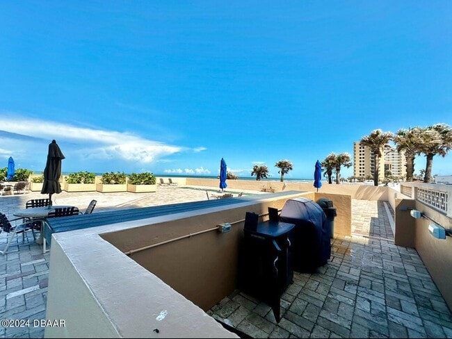 Building Photo - 3051 S Atlantic Ave