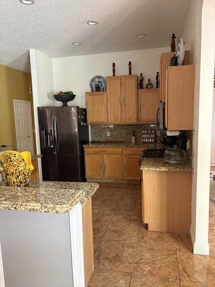 Building Photo - 5475 NW North Crisona Cir