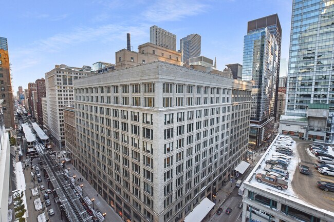 Building Photo - 60 E Randolph St