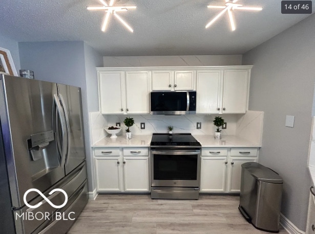 Building Photo - 9982 Big Bend Dr