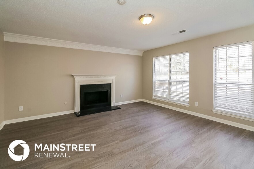 Building Photo - 703 Stonebridge Terrace