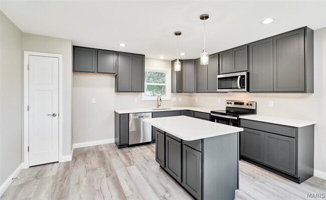 Building Photo - 5538 Autumn Trace Pkwy