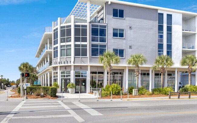 Building Photo - 49 Pleasant St