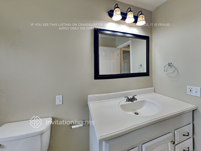 Building Photo - 908 59th St W