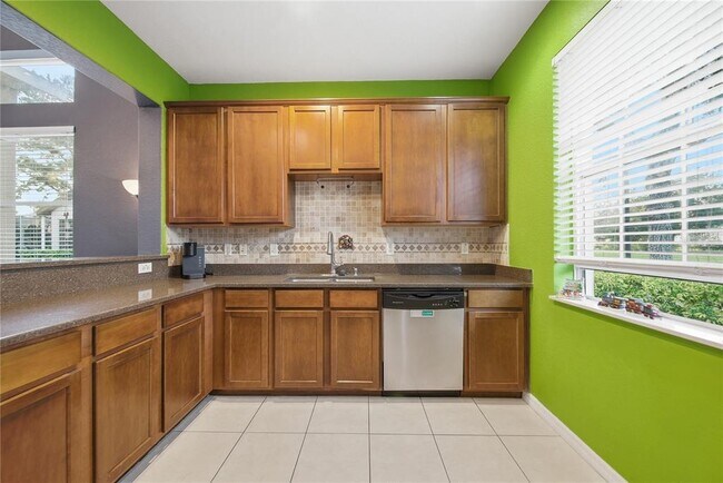 Building Photo - 27036 Cool Stream Ln