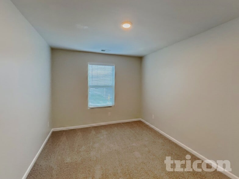 Building Photo - 8012 Craighead Dr