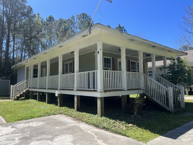 Building Photo - Beautiful 3/1 in Bay St. Louis, MS