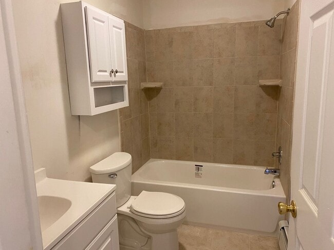 Interior Photo - Ardglen Gardens