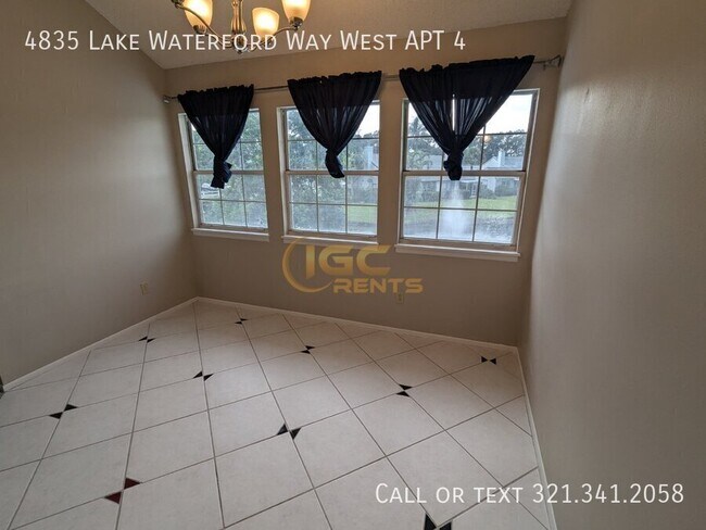 Building Photo - 4835 Lake Waterford Way W